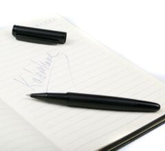 Mat Siyah Kişiye Özel Lüks Roller Kalem Kişisel Yazılı Kutu