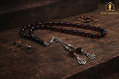 Damla Model Ahşap Kutulu Akrilik Tesbih ( Toz kehribar)